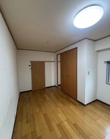 物件 8